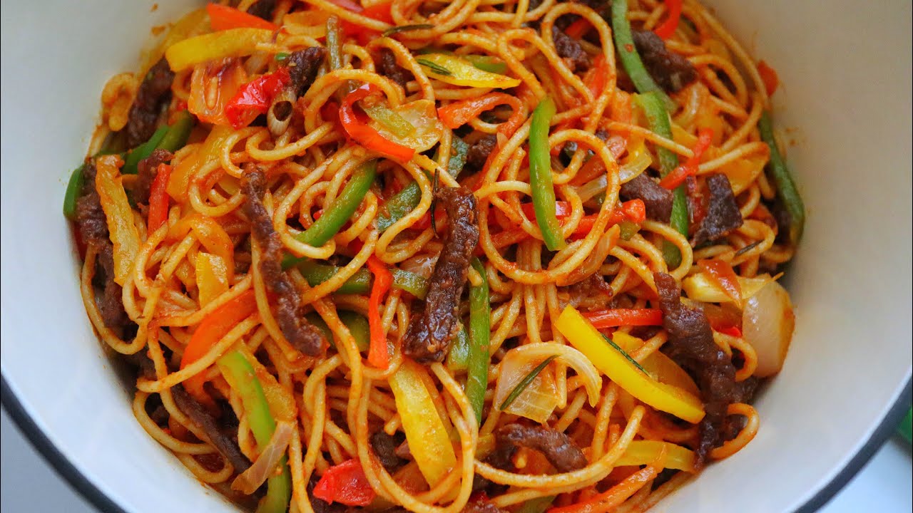 SPAGHETTI BOLOGNISE PLANTAIN WITH PROTEIN[CHICKEN OR FISH OR BEEF]